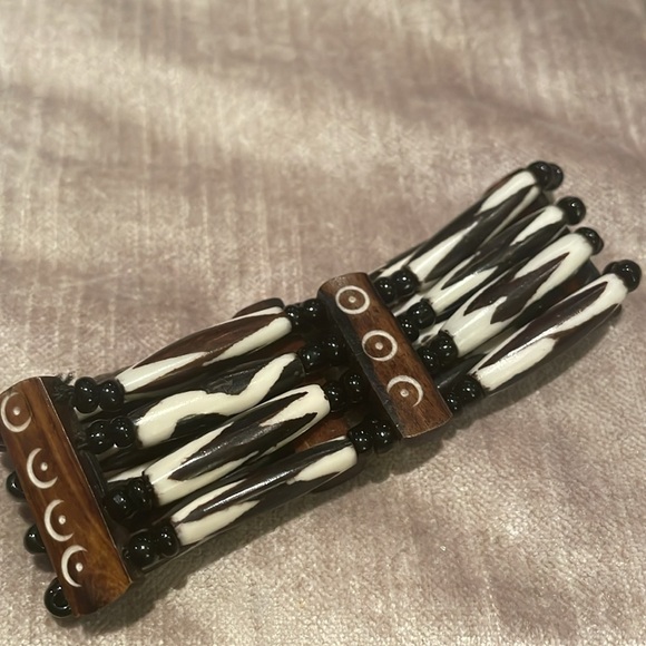 Antik Batik Jewelry - Batik Print Bone Bracelet 6.5” Stretch
